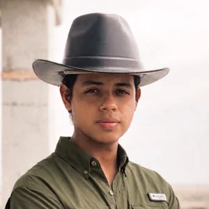 Fotografía profesional de Bruce Lalama Palomeque. Especialista técnico Revizto de IMBIM.